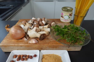 Zutaten, Pilz-Sauce,vegan,gesund, einfach,Nudeln