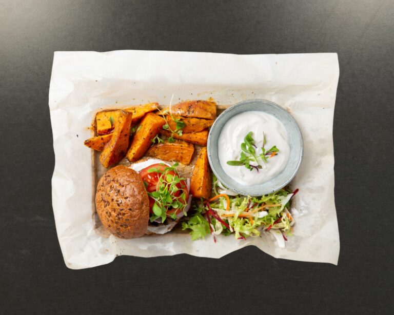 fleischlos burger, burger mit rucola und avocado ofen-süßkartoffeln portobello pilz ofen