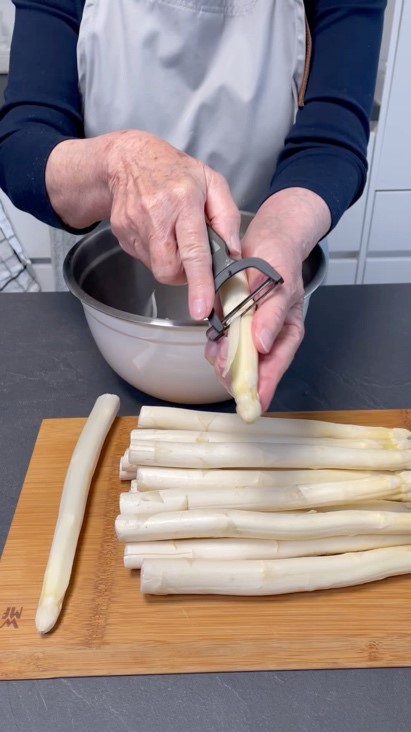 Spargel,schälen,weißer